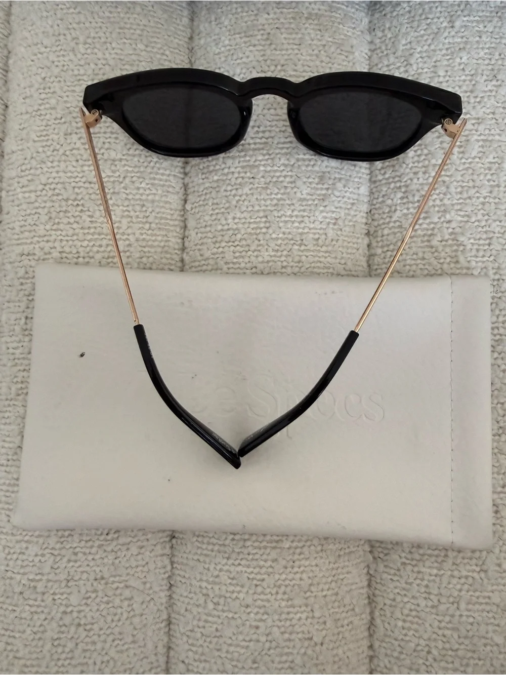 Le Specs Black Round Sunglasses with Gloss Frame